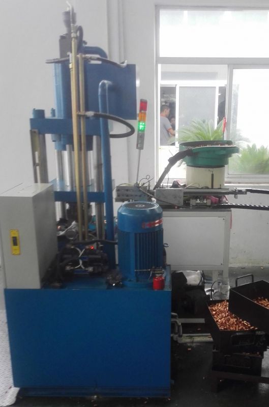 P80電極噴嘴自動取送料設(shè)備